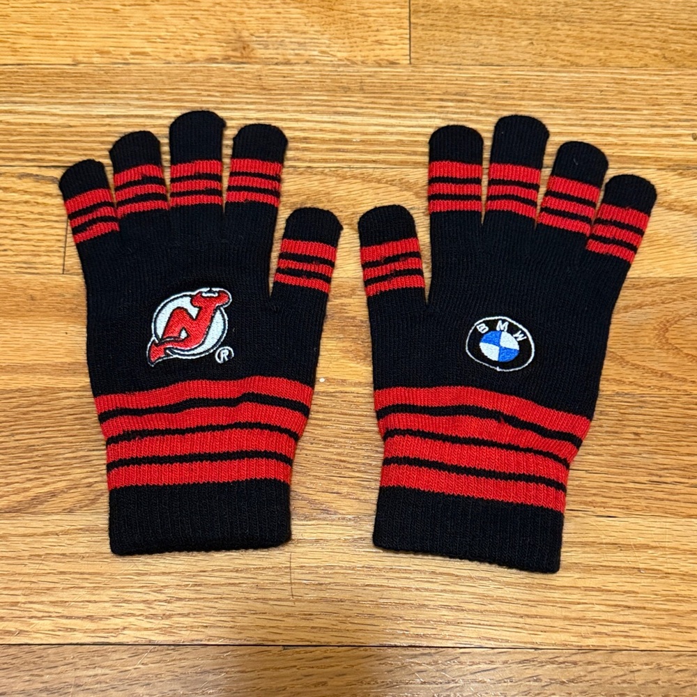 New Jersey Devils Knit Gloves